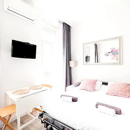 Moderne Et Calme En Plein Centre *